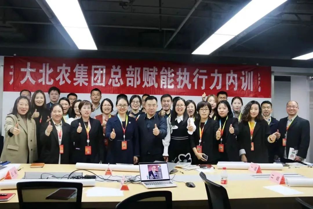 ����Ӣ�����M(j��n)�r(n��ng)�I(y��)�a(ch��n)�I(y��)�����^��I(y��)�����r(n��ng)���F(tu��n)�_չ��(zh��)������(n��i)Ӗ(x��n)