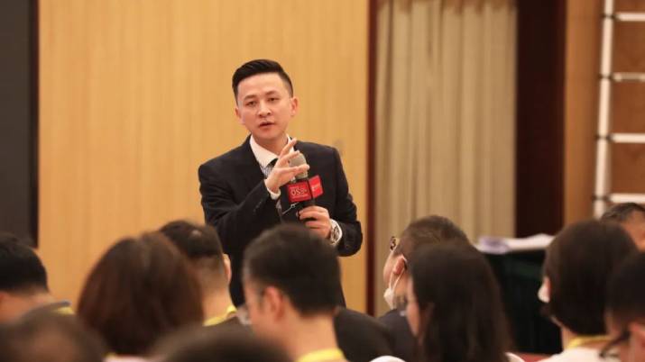 �U����(sh��)����ʢ�󆢺�-����ʿ���x�ܽM����(zh��)����ϵ�y(t��ng)���A�M�չ�